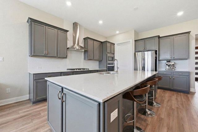 513 Barnhill LOOP, Dripping Springs, TX 78620