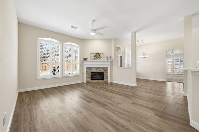 2729 Pinehurst Drive, Grapevine, TX 76051