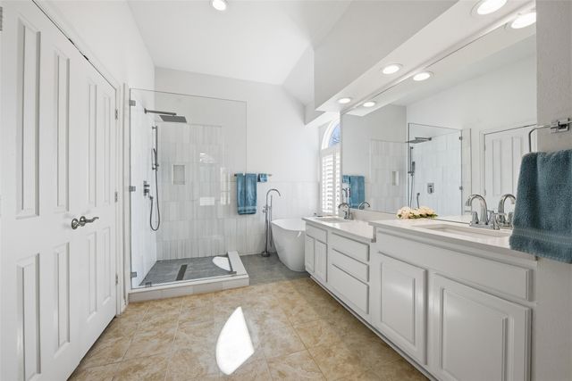 2729 Pinehurst Drive, Grapevine, TX 76051