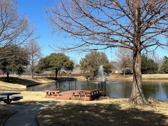 2729 Pinehurst Drive, Grapevine, TX 76051