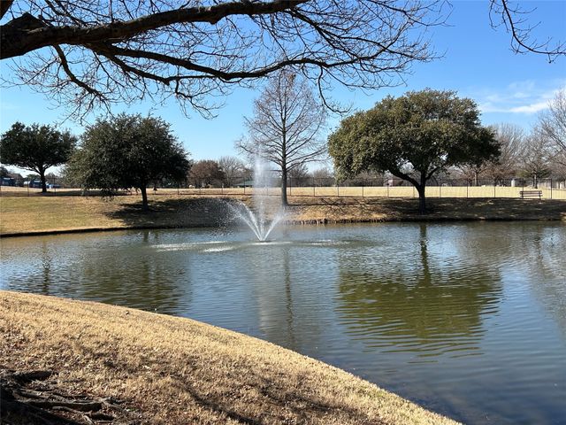 2729 Pinehurst Drive, Grapevine, TX 76051