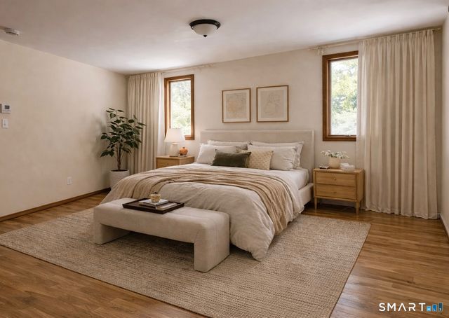 51 Oakwood Street, Enfield, CT 06082