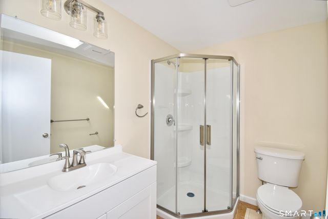 51 Oakwood Street, Enfield, CT 06082