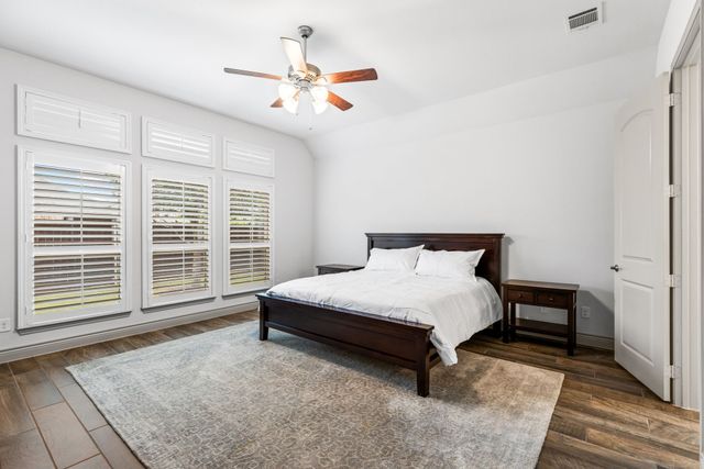 8604 Holliday Creek Way, Mckinney, TX 75071