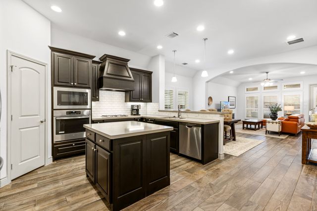 8604 Holliday Creek Way, Mckinney, TX 75071