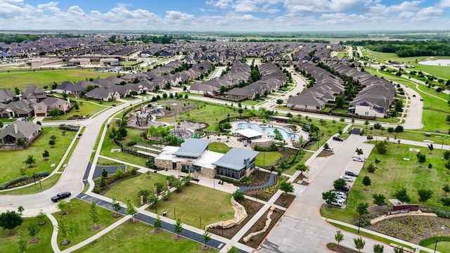 8604 Holliday Creek Way, Mckinney, TX 75071