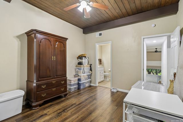 3102 Eisenhauer Rd Apt E34, San Antonio, TX 78209