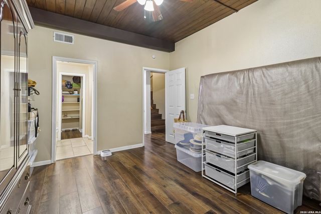 3102 Eisenhauer Rd Apt E34, San Antonio, TX 78209