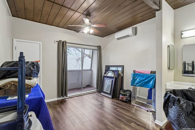3102 Eisenhauer Rd Apt E34, San Antonio, TX 78209
