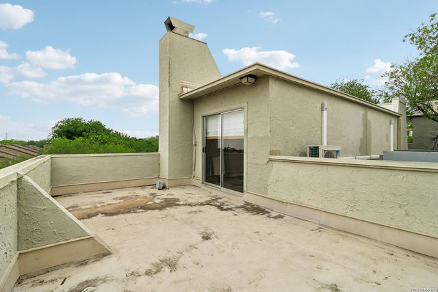 3102 Eisenhauer Rd Apt E34, San Antonio, TX 78209