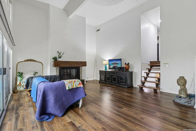 3102 Eisenhauer Rd Apt E34, San Antonio, TX 78209