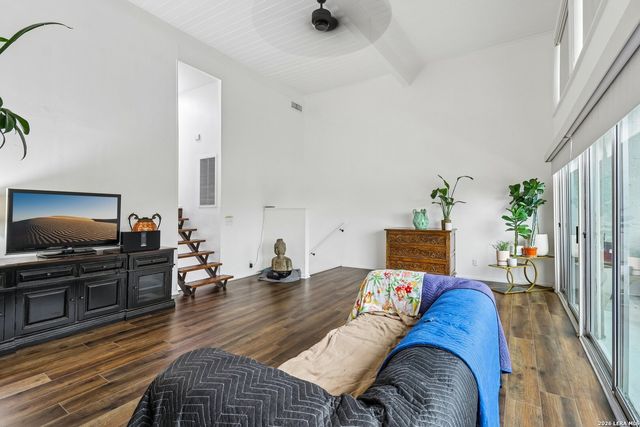 3102 Eisenhauer Rd Apt E34, San Antonio, TX 78209