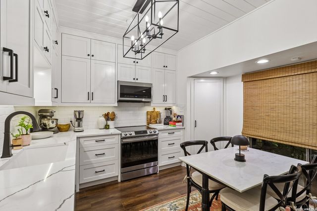 3102 Eisenhauer Rd Apt E34, San Antonio, TX 78209