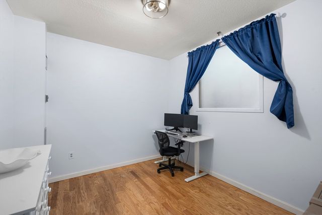106 13th Street 225, Boston, MA 02129