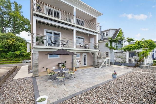 370 Lake Road, Webster, NY 14580