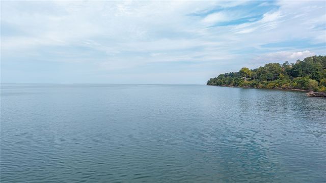 370 Lake Road, Webster, NY 14580