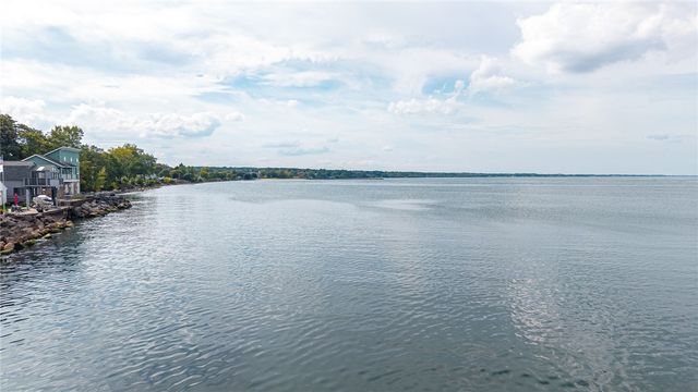 370 Lake Road, Webster, NY 14580