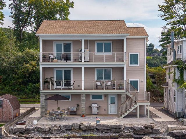 370 Lake Road, Webster, NY 14580