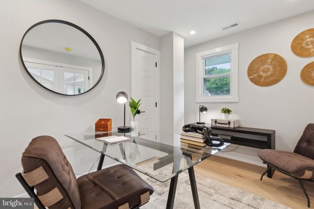 104 FURLONG AVE, Newtown Square, PA 19073