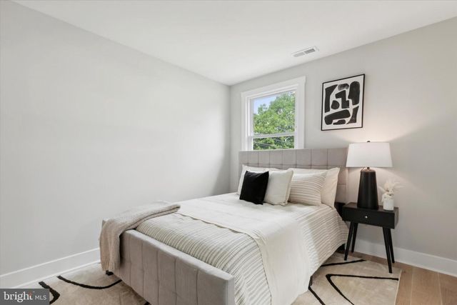 104 FURLONG AVE, Newtown Square, PA 19073