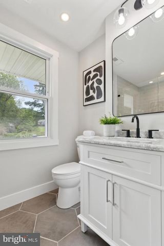 104 FURLONG AVE, Newtown Square, PA 19073