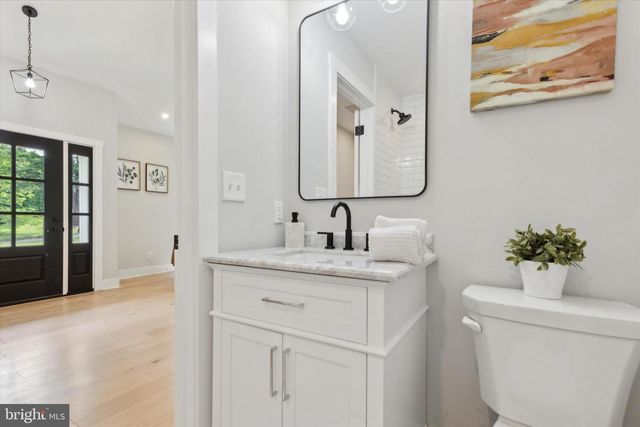 104 FURLONG AVE, Newtown Square, PA 19073