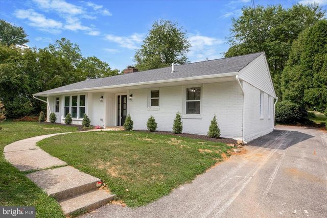 104 FURLONG AVE, Newtown Square, PA 19073