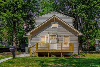 18415 Five Points Street, Redford, MI 48240