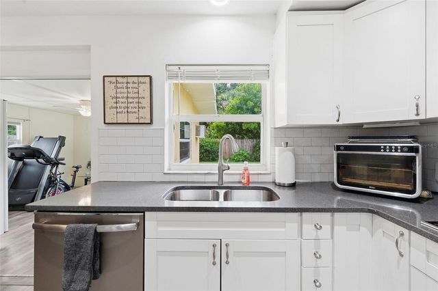 2321 BLACK OAK LANE, Clearwater, FL 33763