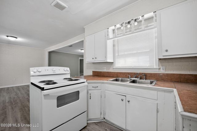 5656 Plemon Street, Jackson, MS 39206