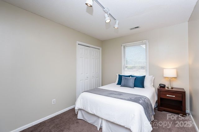 3033 River Ridge Drive, Gastonia, NC 28056