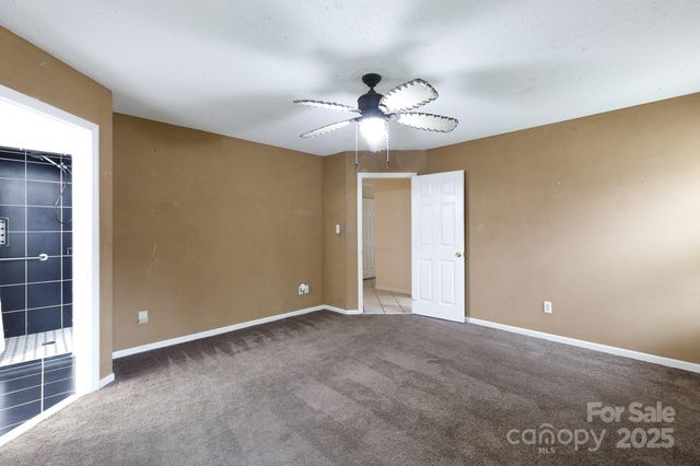 3033 River Ridge Drive, Gastonia, NC 28056