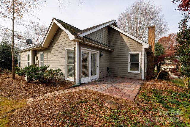 3033 River Ridge Drive, Gastonia, NC 28056