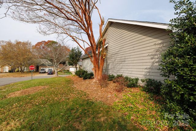 3033 River Ridge Drive, Gastonia, NC 28056