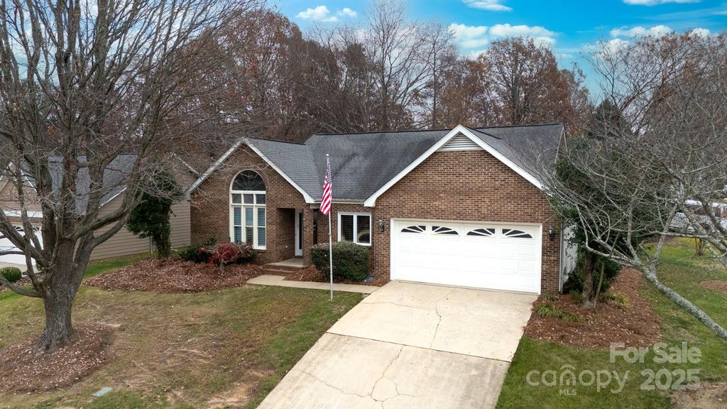 3033 River Ridge Drive, Gastonia, NC 28056