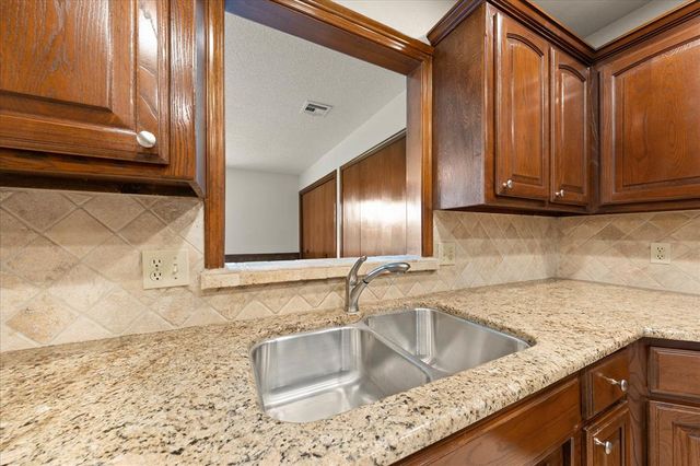 7409 NW 116th Street, Oklahoma City, OK 73162