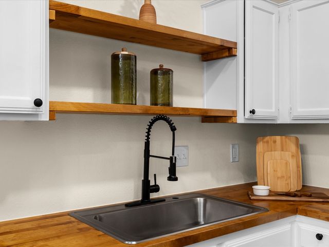 1023 Tennessee Trail, Arlington, TX 76017