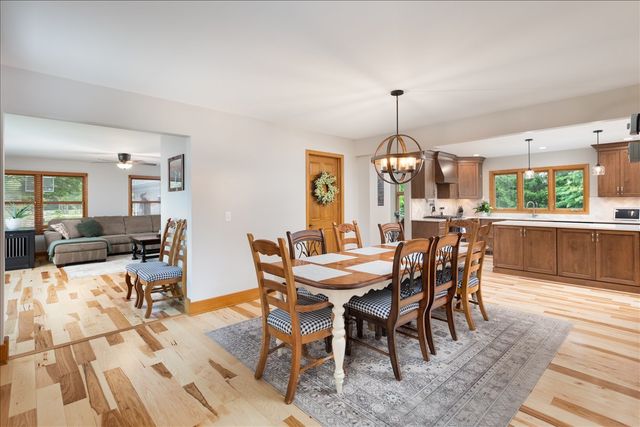 24633 W 103rd Street, Naperville, IL 60564