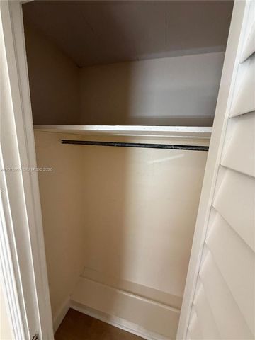 1024 Pennsylvania Ave 1, Miami Beach, FL 33139