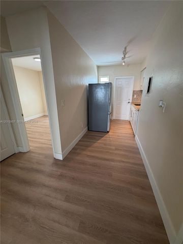 1024 Pennsylvania Ave 1, Miami Beach, FL 33139