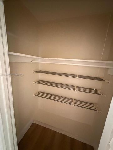 1024 Pennsylvania Ave 1, Miami Beach, FL 33139