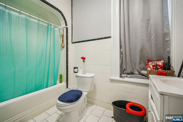 89 Market Street, Paterson, NJ 07505