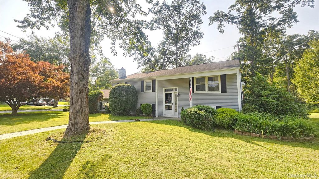 1 Wendy Road, Wappingers Falls, NY 12590