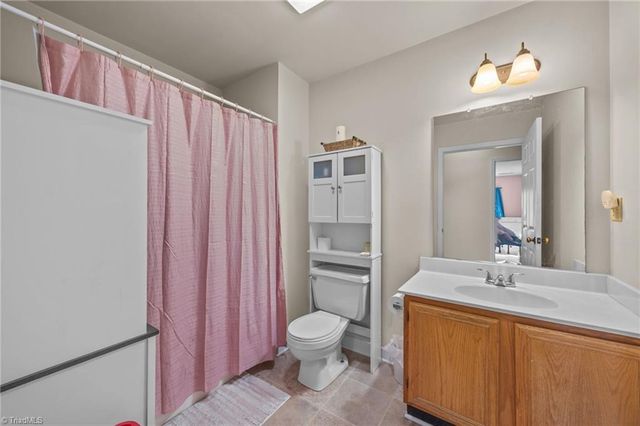 1597 Trinity Garden Circle, Clemmons, NC 27012