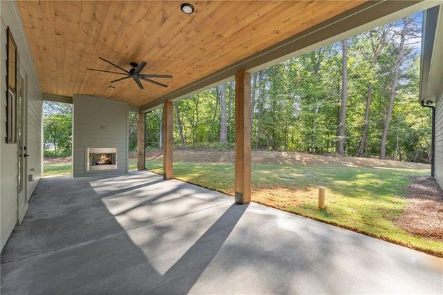 75 Lowe Lane, Talking Rock, GA 30175