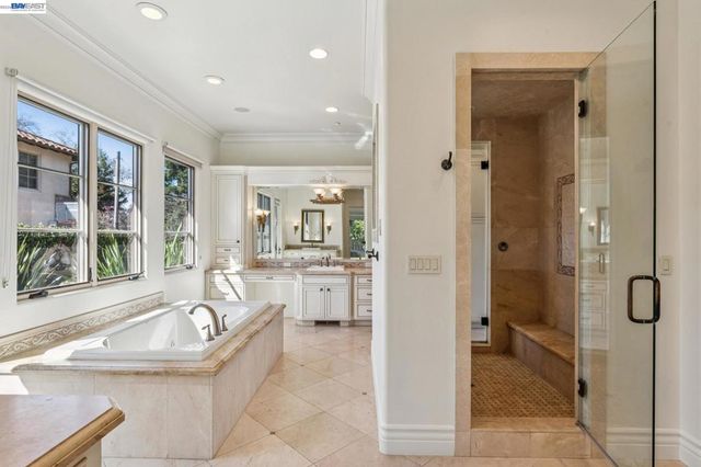 1439 Vine Ln, Alamo, CA 94507