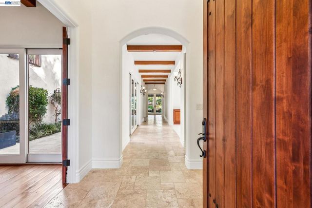 1439 Vine Ln, Alamo, CA 94507