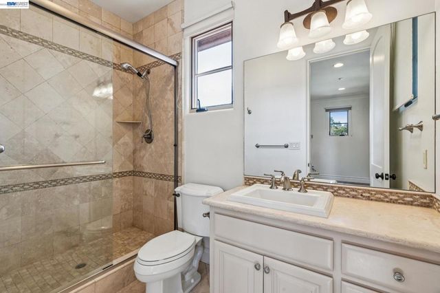 1439 Vine Ln, Alamo, CA 94507
