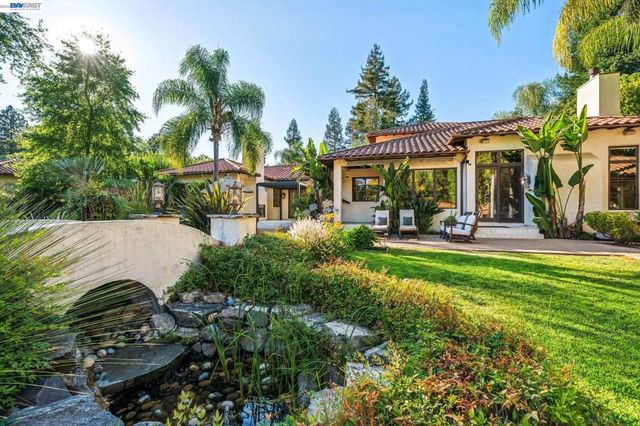 1439 Vine Ln, Alamo, CA 94507