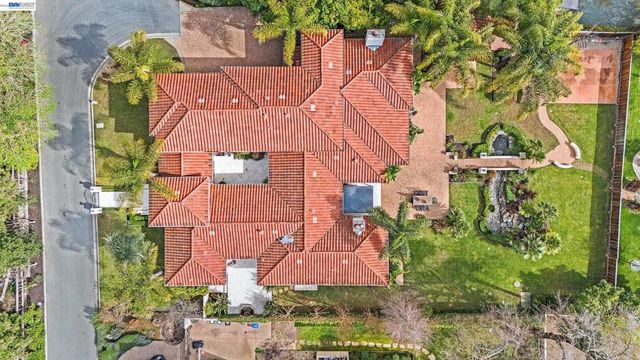 1439 Vine Ln, Alamo, CA 94507